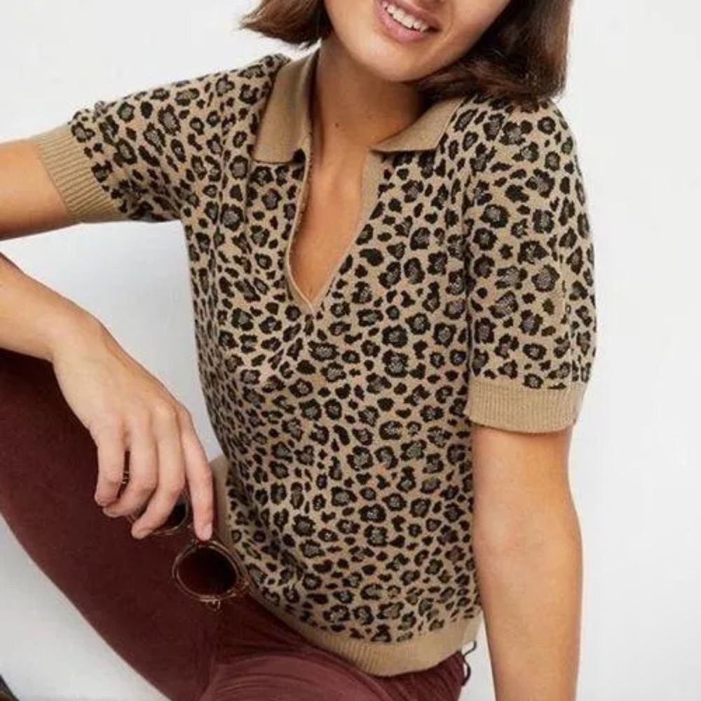 Anthropologie Liv Knit Leopard Print Short Sleeve V-Neck Polo Top Size XS